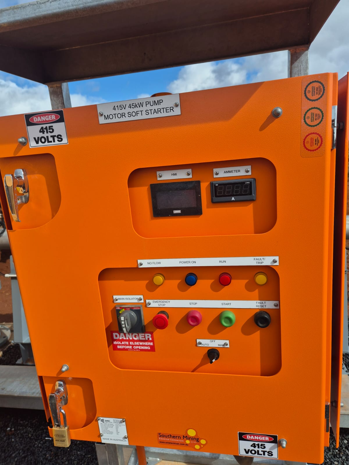 Fused HDPE pipeline running across a remote Western Australia site